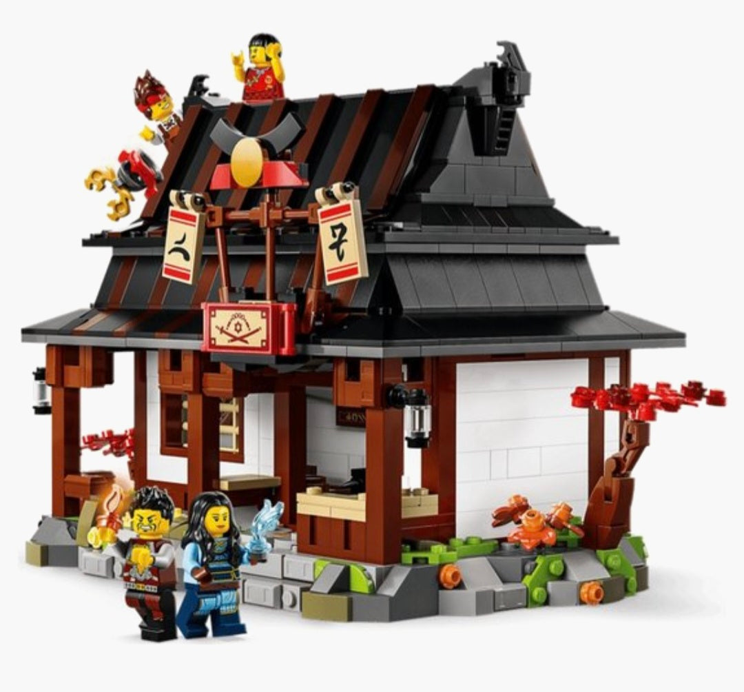 LEGO Ninjago 71858 De Vier Wapens Smederij 15-Jarig Jubileum